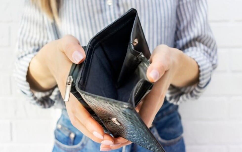 Где взять деньги безработному?